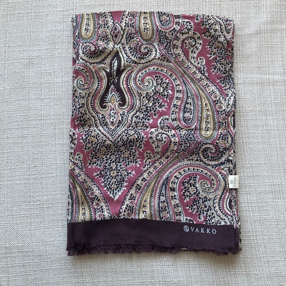 Vakko, Wool 💯 %, rectangular shawl, paisley scarf, maroon, burgundy - Picture 1 of 4